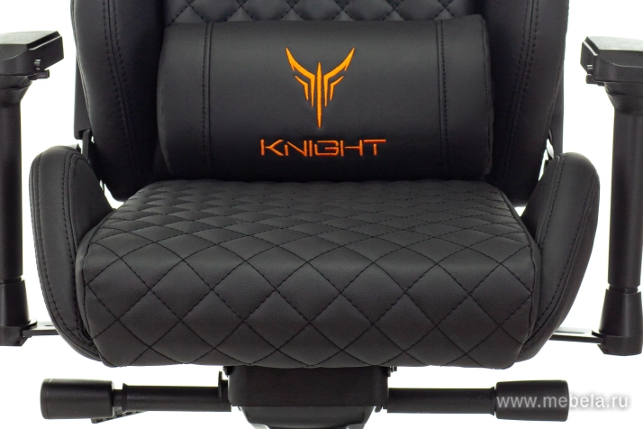 кресло Knight Titan